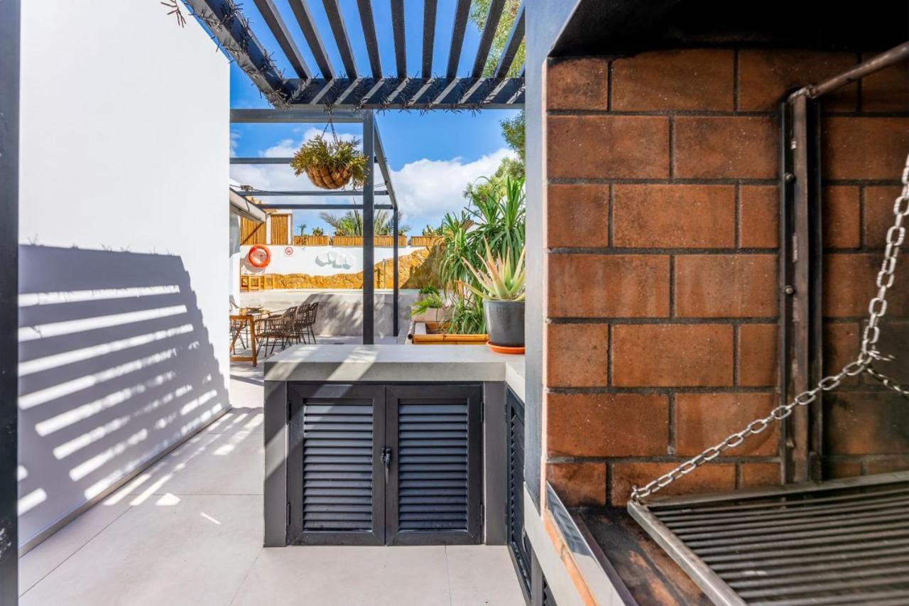 Villa Luxury Sunrise Private Pool Corralejo By Holidays Home Exterior photo