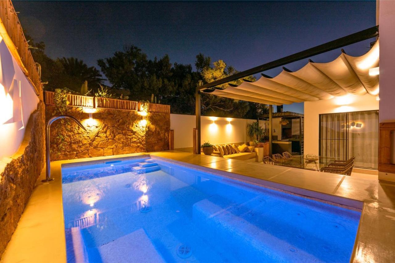 Villa Luxury Sunrise Private Pool Corralejo By Holidays Home Exterior photo